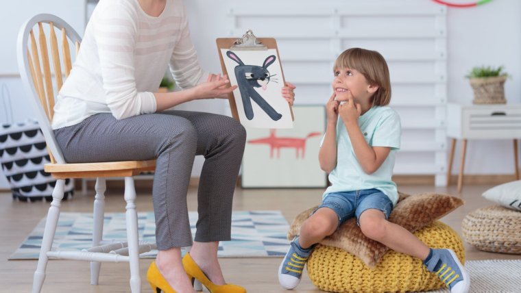 علاج النطق مسقط